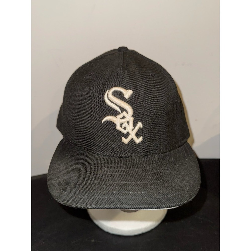 Vintage Chicago White Sox Embroidered Logo Fitted Hat Size 7 3/4‎